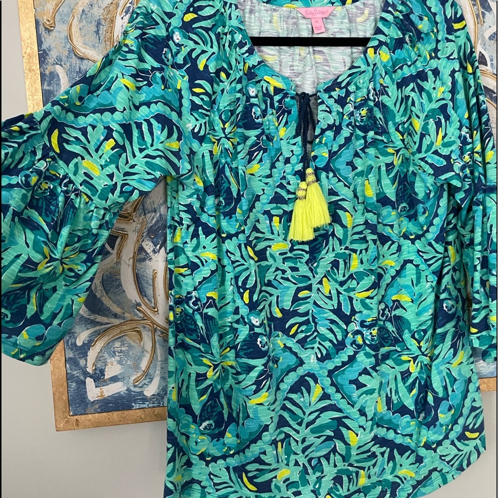 Beautiful Lily Pulitzer blouse